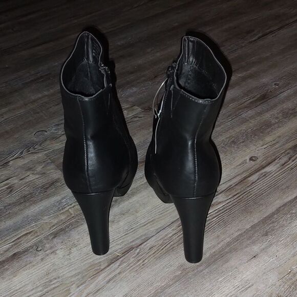 Torrid black platform heeled boots  Sz 10.5 WW  NWT - Picture 4 of 7